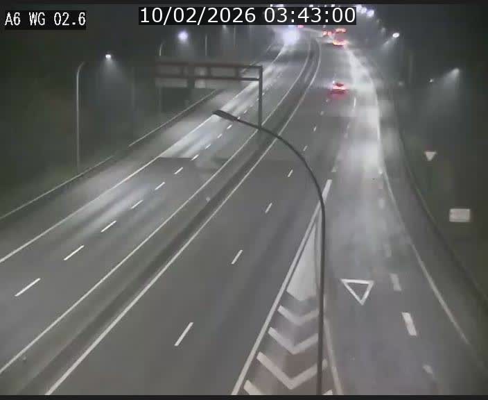 <h2>Traffic live webcam Luxembourg Croix de Cessange - A6 - BK 2.6 - direction France/Allemagne</h2>