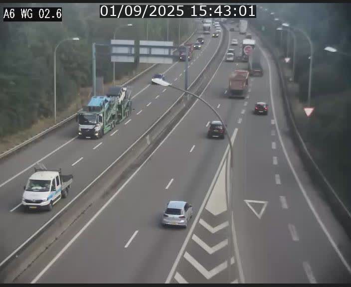 <h2>Traffic live webcam Luxembourg Croix de Cessange - A6 - BK 2.6 - direction France/Allemagne</h2>