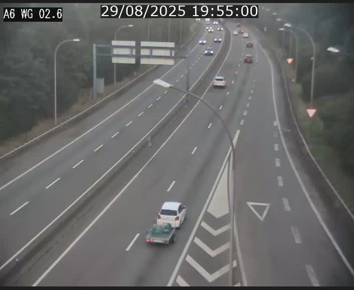 <h2>Traffic live webcam Luxembourg Croix de Cessange - A6 - BK 2.6 - direction France/Allemagne</h2>