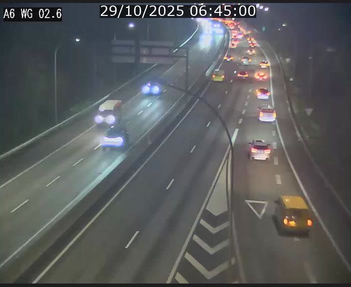 <h2>Traffic live webcam Luxembourg Croix de Cessange - A6 - BK 2.6 - direction France/Allemagne</h2>