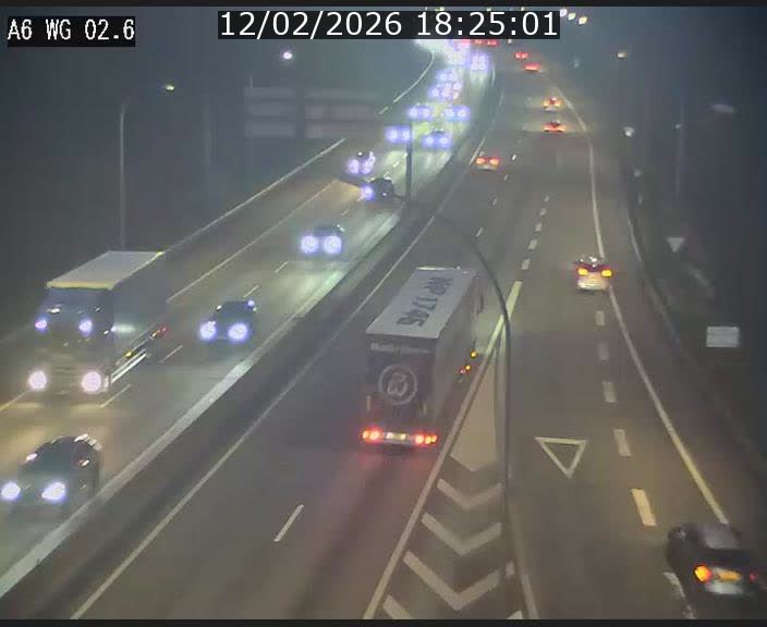 <h2>Traffic live webcam Luxembourg Croix de Cessange - A6 - BK 2.6 - direction France/Allemagne</h2>