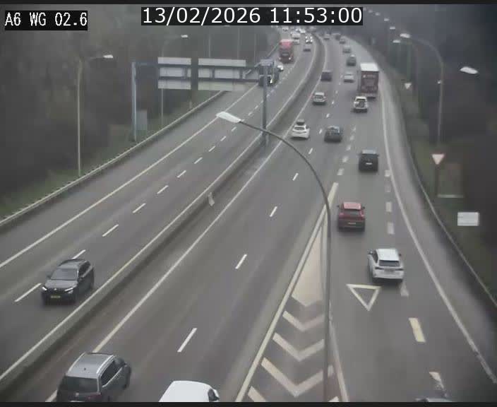 <h2>Traffic live webcam Luxembourg Croix de Cessange - A6 - BK 2.6 - direction France/Allemagne</h2>