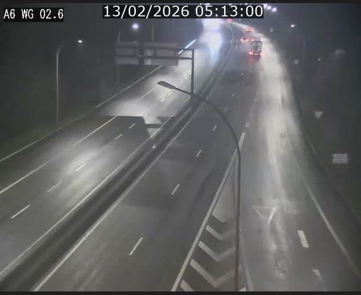 <h2>Traffic live webcam Luxembourg Croix de Cessange - A6 - BK 2.6 - direction France/Allemagne</h2>
