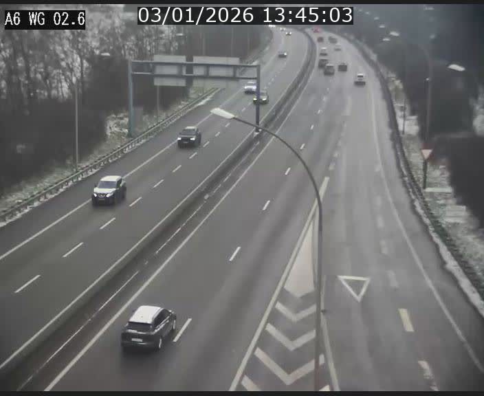 <h2>Traffic live webcam Luxembourg Croix de Cessange - A6 - BK 2.6 - direction France/Allemagne</h2>