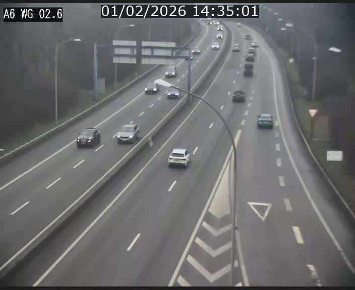 <h2>Traffic live webcam Luxembourg Croix de Cessange - A6 - BK 2.6 - direction France/Allemagne</h2>