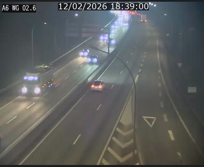 <h2>Traffic live webcam Luxembourg Croix de Cessange - A6 - BK 2.6 - direction France/Allemagne</h2>