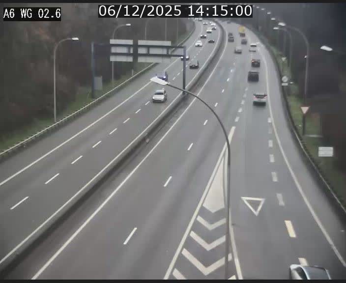 <h2>Traffic live webcam Luxembourg Croix de Cessange - A6 - BK 2.6 - direction France/Allemagne</h2>