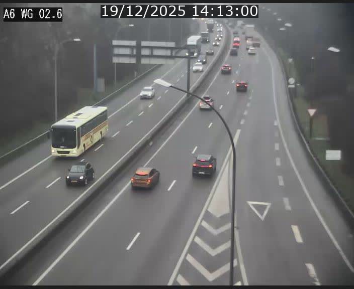 <h2>Traffic live webcam Luxembourg Croix de Cessange - A6 - BK 2.6 - direction France/Allemagne</h2>