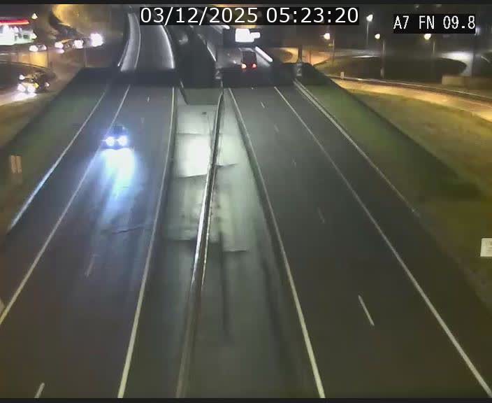 <h2>Caméra trafic Luxembourg - A7, Tunnel Gousselerbierg, sortie sud, direction rond-point Lorentzweiler (BK 9.9)</h2>