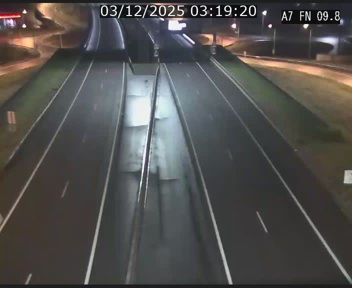 <h2>Caméra trafic Luxembourg - A7, Tunnel Gousselerbierg, sortie sud, direction rond-point Lorentzweiler (BK 9.9)</h2>