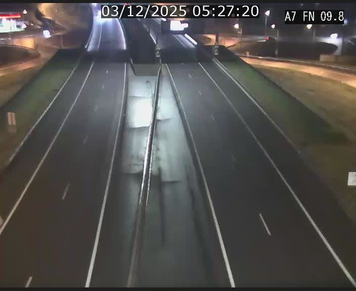 <h2>Caméra trafic Luxembourg - A7, Tunnel Gousselerbierg, sortie sud, direction rond-point Lorentzweiler (BK 9.9)</h2>