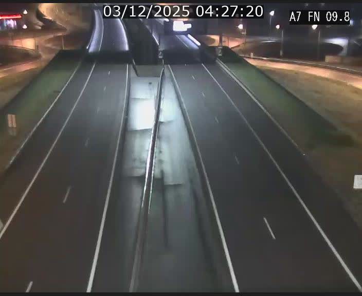 <h2>Caméra trafic Luxembourg - A7, Tunnel Gousselerbierg, sortie sud, direction rond-point Lorentzweiler (BK 9.9)</h2>