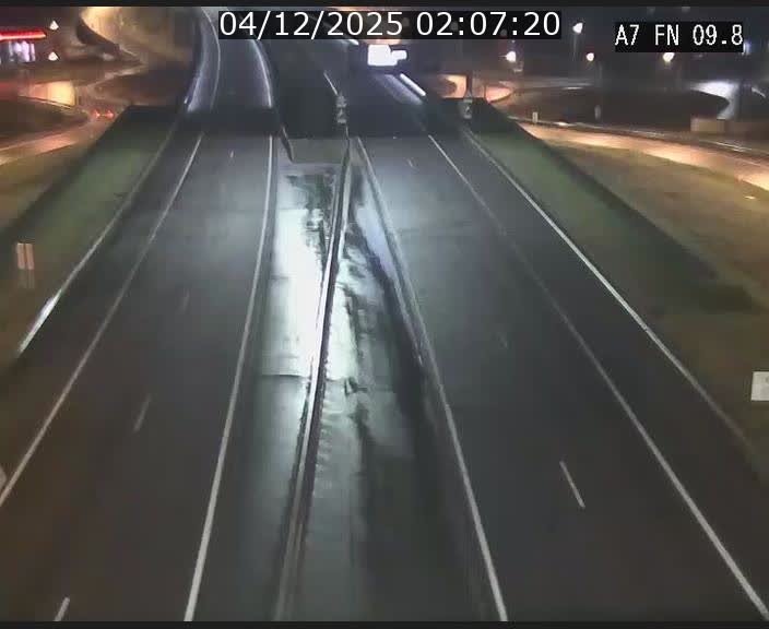 <h2>Caméra trafic Luxembourg - A7, Tunnel Gousselerbierg, sortie sud, direction rond-point Lorentzweiler (BK 9.9)</h2>