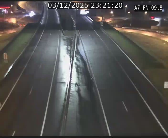 <h2>Caméra trafic Luxembourg - A7, Tunnel Gousselerbierg, sortie sud, direction rond-point Lorentzweiler (BK 9.9)</h2>