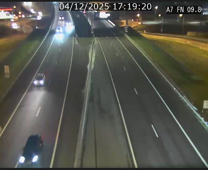 <h2>Caméra trafic Luxembourg - A7, Tunnel Gousselerbierg, sortie sud, direction rond-point Lorentzweiler (BK 9.9)</h2>