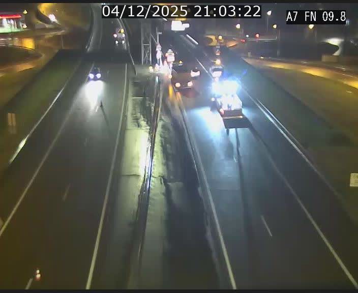 <h2>Caméra trafic Luxembourg - A7, Tunnel Gousselerbierg, sortie sud, direction rond-point Lorentzweiler (BK 9.9)</h2>