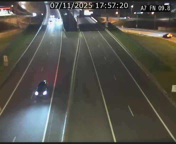 <h2>Caméra trafic Luxembourg - A7, Tunnel Gousselerbierg, sortie sud, direction rond-point Lorentzweiler (BK 9.9)</h2>