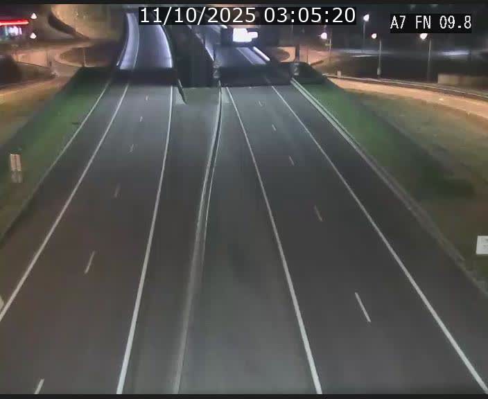 <h2>Caméra trafic Luxembourg - A7, Tunnel Gousselerbierg, sortie sud, direction rond-point Lorentzweiler (BK 9.9)</h2>