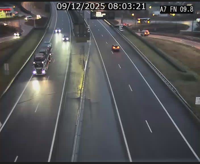 <h2>Caméra trafic Luxembourg - A7, Tunnel Gousselerbierg, sortie sud, direction rond-point Lorentzweiler (BK 9.9)</h2>