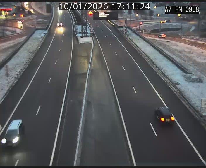<h2>Caméra trafic Luxembourg - A7, Tunnel Gousselerbierg, sortie sud, direction rond-point Lorentzweiler (BK 9.9)</h2>