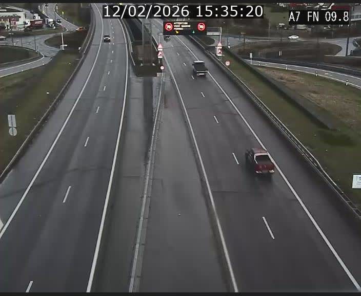 <h2>Caméra trafic Luxembourg - A7, Tunnel Gousselerbierg, sortie sud, direction rond-point Lorentzweiler (BK 9.9)</h2>