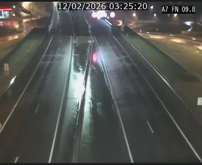 <h2>Caméra trafic Luxembourg - A7, Tunnel Gousselerbierg, sortie sud, direction rond-point Lorentzweiler (BK 9.9)</h2>