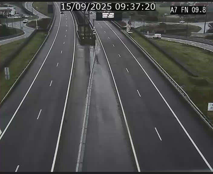 <h2>Caméra trafic Luxembourg - A7, Tunnel Gousselerbierg, sortie sud, direction rond-point Lorentzweiler (BK 9.9)</h2>