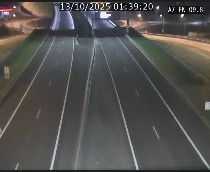 <h2>Caméra trafic Luxembourg - A7, Tunnel Gousselerbierg, sortie sud, direction rond-point Lorentzweiler (BK 9.9)</h2>