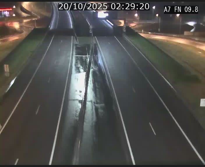 <h2>Caméra trafic Luxembourg - A7, Tunnel Gousselerbierg, sortie sud, direction rond-point Lorentzweiler (BK 9.9)</h2>