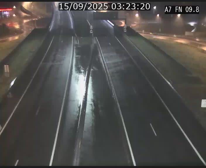 <h2>Caméra trafic Luxembourg - A7, Tunnel Gousselerbierg, sortie sud, direction rond-point Lorentzweiler (BK 9.9)</h2>