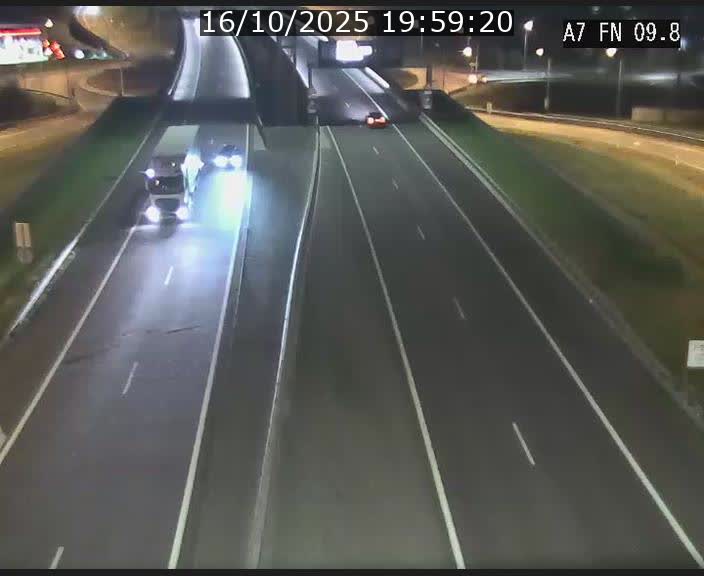 <h2>Caméra trafic Luxembourg - A7, Tunnel Gousselerbierg, sortie sud, direction rond-point Lorentzweiler (BK 9.9)</h2>
