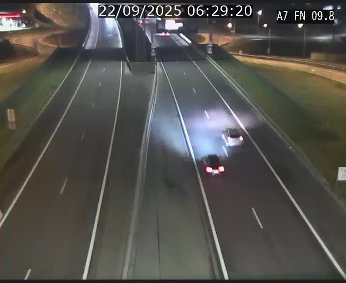 <h2>Caméra trafic Luxembourg - A7, Tunnel Gousselerbierg, sortie sud, direction rond-point Lorentzweiler (BK 9.9)</h2>