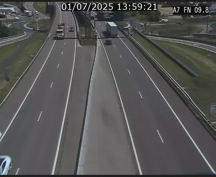 Caméra trafic Luxembourg - A7, Tunnel Gousselerbierg, sortie sud, direction rond-point Lorentzweiler (BK 9.9)