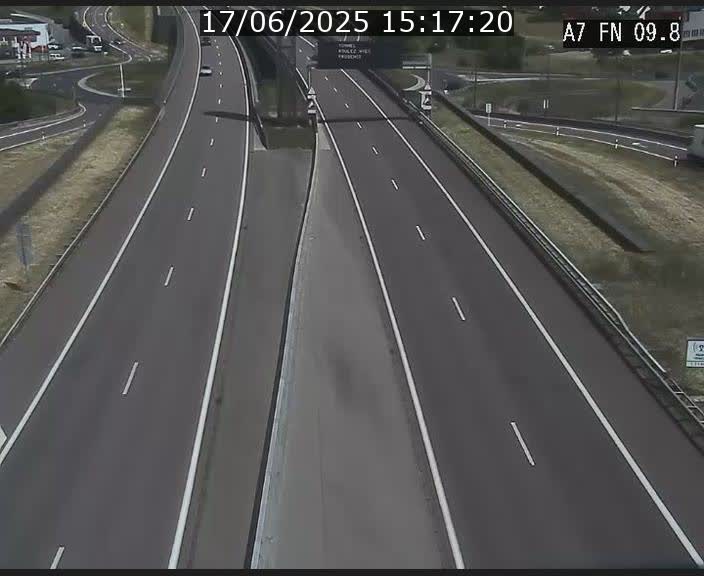 Caméra trafic Luxembourg - A7, Tunnel Gousselerbierg, sortie sud, direction rond-point Lorentzweiler (BK 9.9)