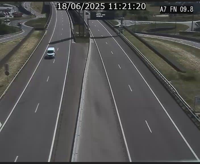 Caméra trafic Luxembourg - A7, Tunnel Gousselerbierg, sortie sud, direction rond-point Lorentzweiler (BK 9.9)