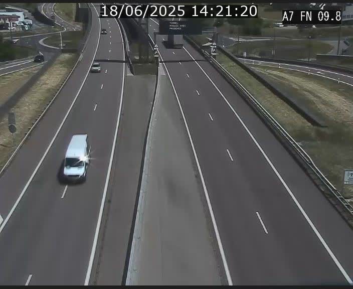 Caméra trafic Luxembourg - A7, Tunnel Gousselerbierg, sortie sud, direction rond-point Lorentzweiler (BK 9.9)