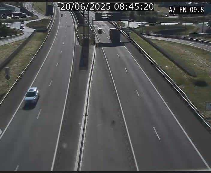 Caméra trafic Luxembourg - A7, Tunnel Gousselerbierg, sortie sud, direction rond-point Lorentzweiler (BK 9.9)