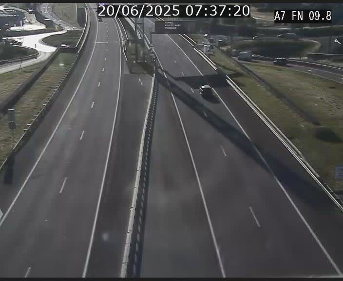 Caméra trafic Luxembourg - A7, Tunnel Gousselerbierg, sortie sud, direction rond-point Lorentzweiler (BK 9.9)