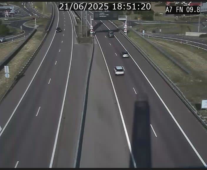 Caméra trafic Luxembourg - A7, Tunnel Gousselerbierg, sortie sud, direction rond-point Lorentzweiler (BK 9.9)