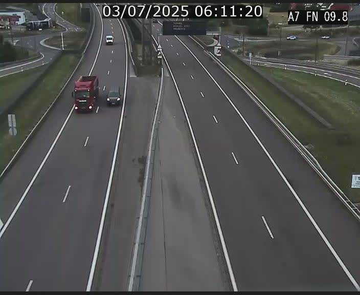 Caméra trafic Luxembourg - A7, Tunnel Gousselerbierg, sortie sud, direction rond-point Lorentzweiler (BK 9.9)