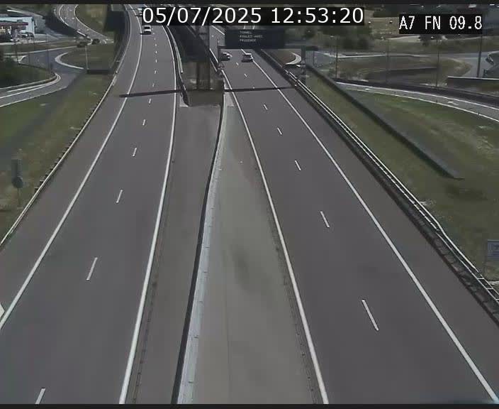 Caméra trafic Luxembourg - A7, Tunnel Gousselerbierg, sortie sud, direction rond-point Lorentzweiler (BK 9.9)