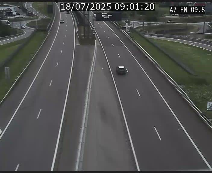 Caméra trafic Luxembourg - A7, Tunnel Gousselerbierg, sortie sud, direction rond-point Lorentzweiler (BK 9.9)