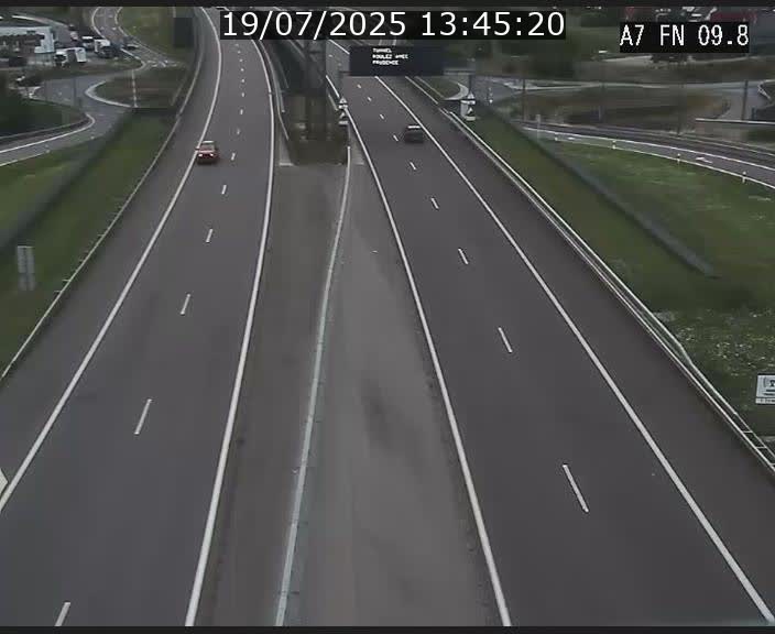 Caméra trafic Luxembourg - A7, Tunnel Gousselerbierg, sortie sud, direction rond-point Lorentzweiler (BK 9.9)
