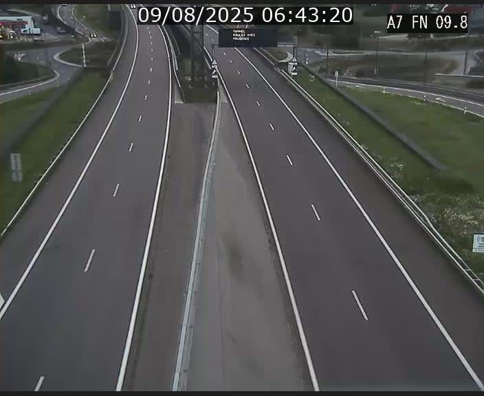 Caméra trafic Luxembourg - A7, Tunnel Gousselerbierg, sortie sud, direction rond-point Lorentzweiler (BK 9.9)