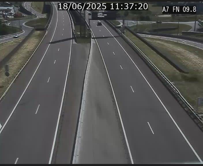 Caméra trafic Luxembourg - A7, Tunnel Gousselerbierg, sortie sud, direction rond-point Lorentzweiler (BK 9.9)