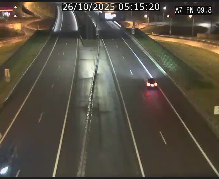 <h2>Caméra trafic Luxembourg - A7, Tunnel Gousselerbierg, sortie sud, direction rond-point Lorentzweiler (BK 9.9)</h2>