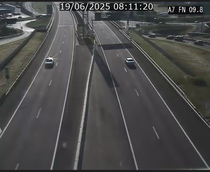 Caméra trafic Luxembourg - A7, Tunnel Gousselerbierg, sortie sud, direction rond-point Lorentzweiler (BK 9.9)