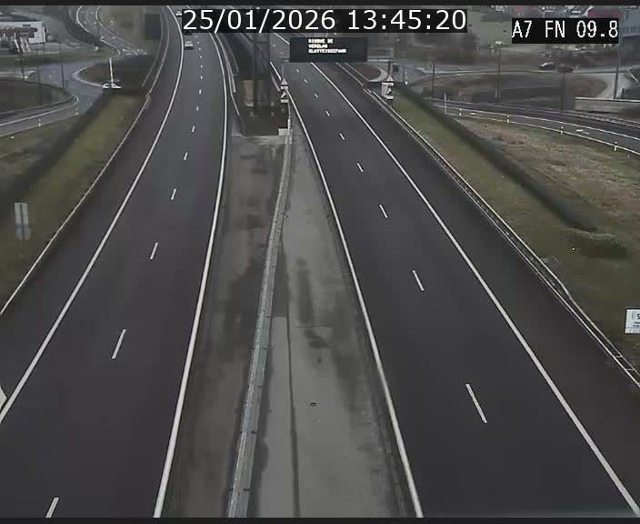 Caméra trafic Luxembourg - A7, Tunnel Gousselerbierg, sortie sud, direction rond-point Lorentzweiler (BK 9.9)
