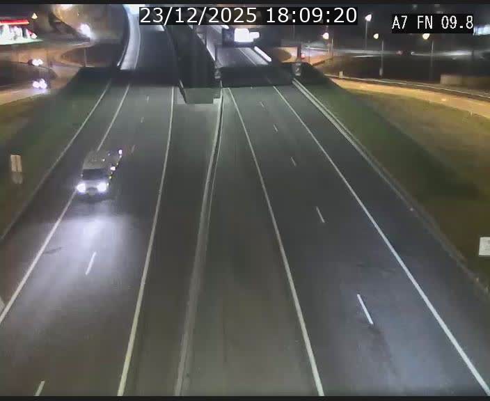 <h2>Caméra trafic Luxembourg - A7, Tunnel Gousselerbierg, sortie sud, direction rond-point Lorentzweiler (BK 9.9)</h2>