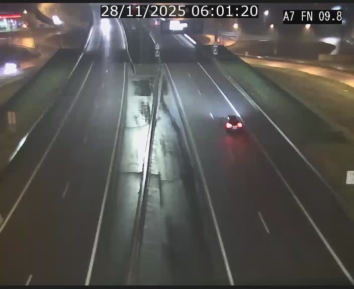 <h2>Caméra trafic Luxembourg - A7, Tunnel Gousselerbierg, sortie sud, direction rond-point Lorentzweiler (BK 9.9)</h2>